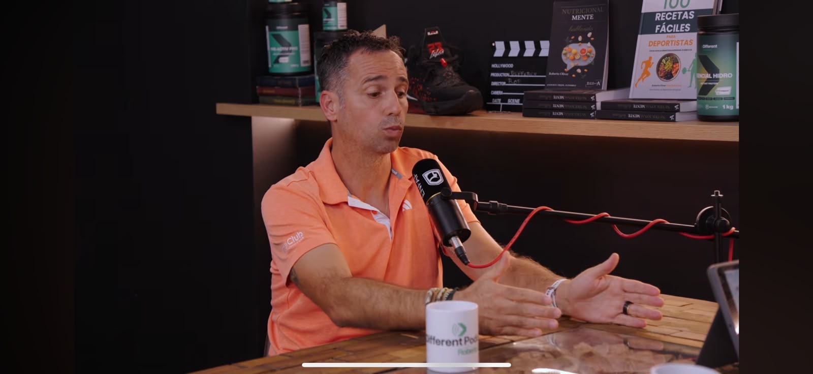 Xavi Fuster durante su participación en Different Podcast